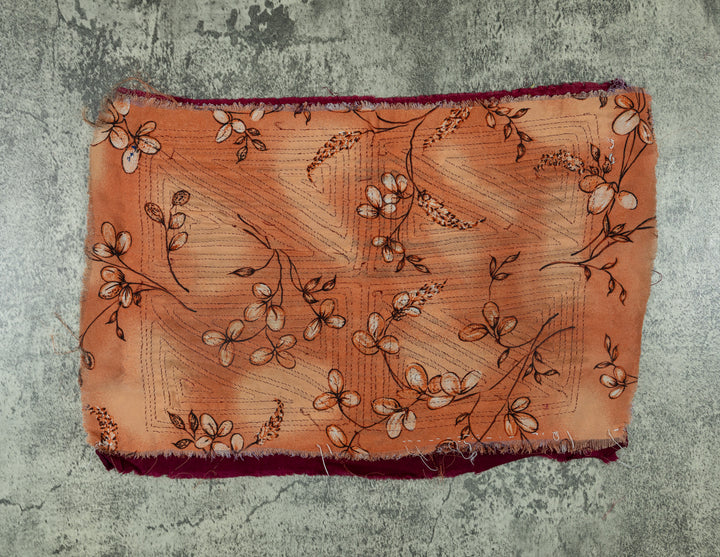 Vintage Maroon And White Classic Design Mola