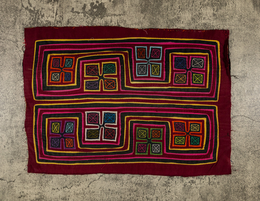 Machine-Stitched Classic Design Mola