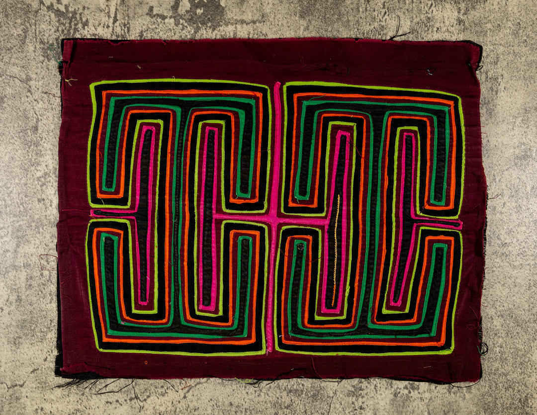Machine-Stitched Classic Design Mola