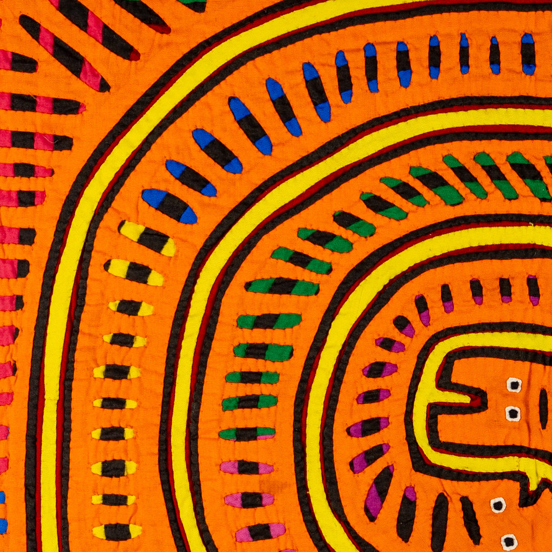 Snake Dance Museum Quality Mola