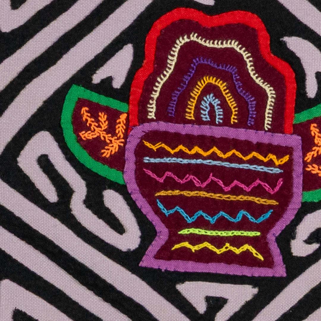 Black And White Flower Pot Mola