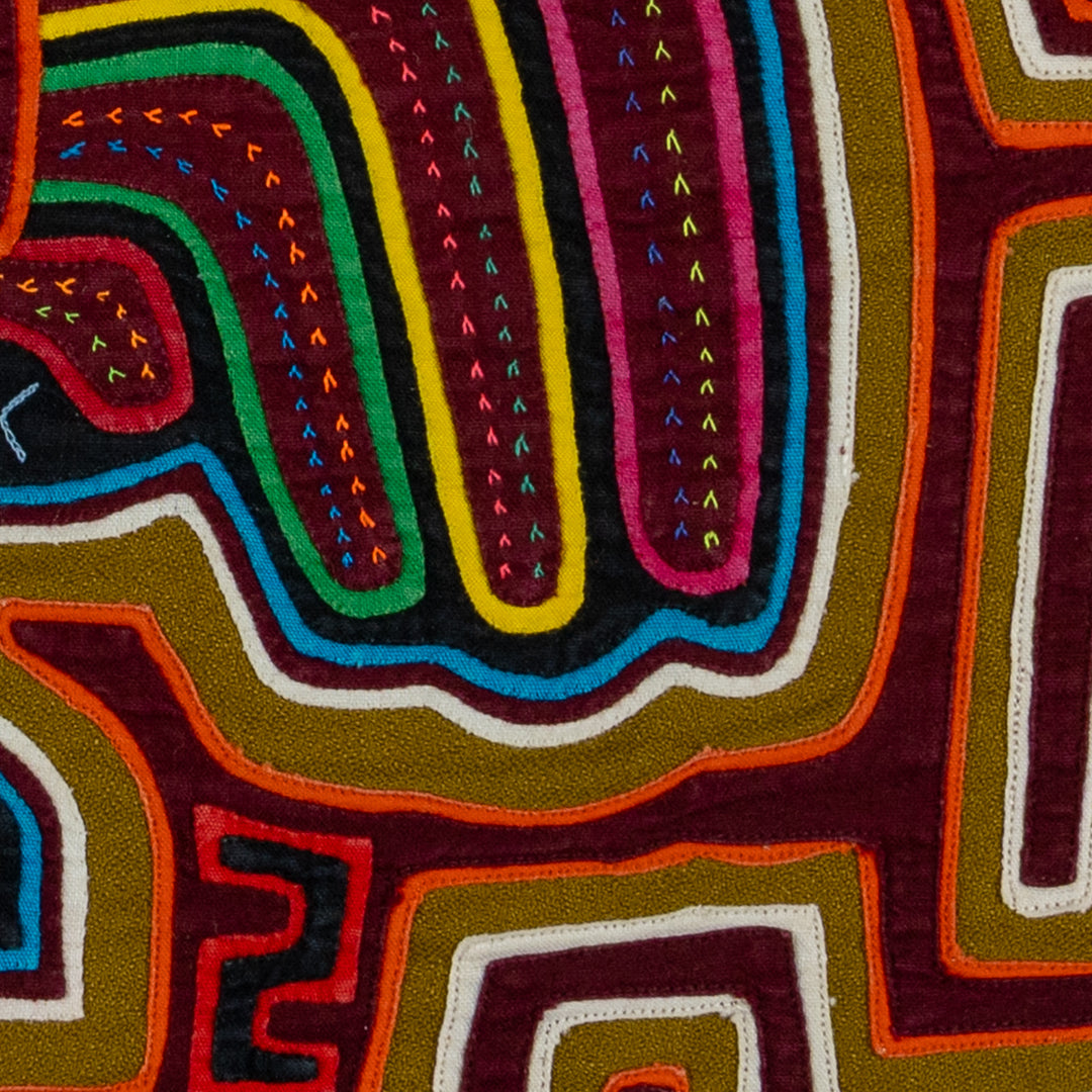 Machine-Stitched Classic Design Mola