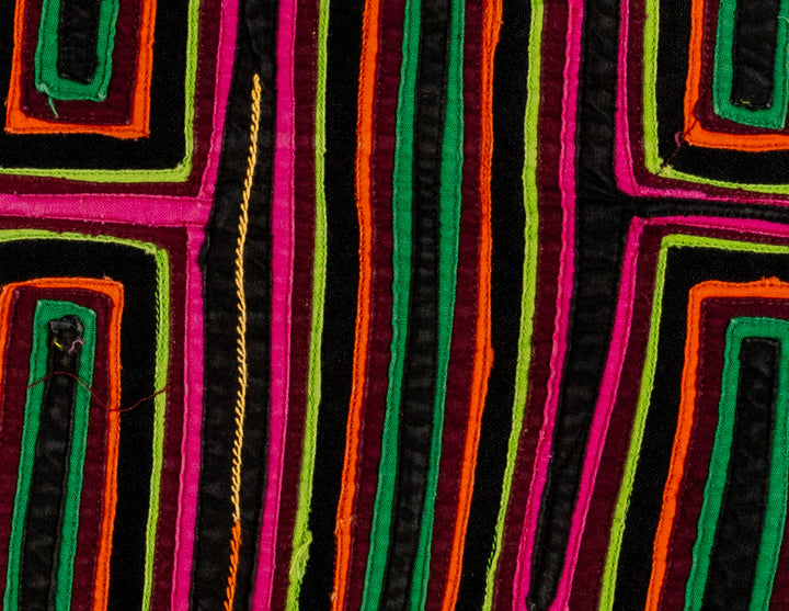 Machine-Stitched Classic Design Mola