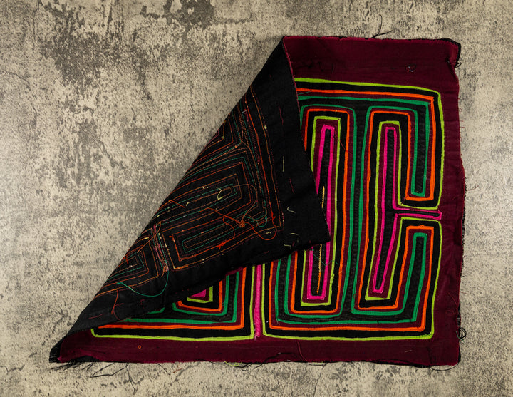 Machine-Stitched Classic Design Mola