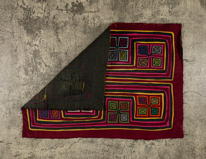 Machine-Stitched Classic Design Mola