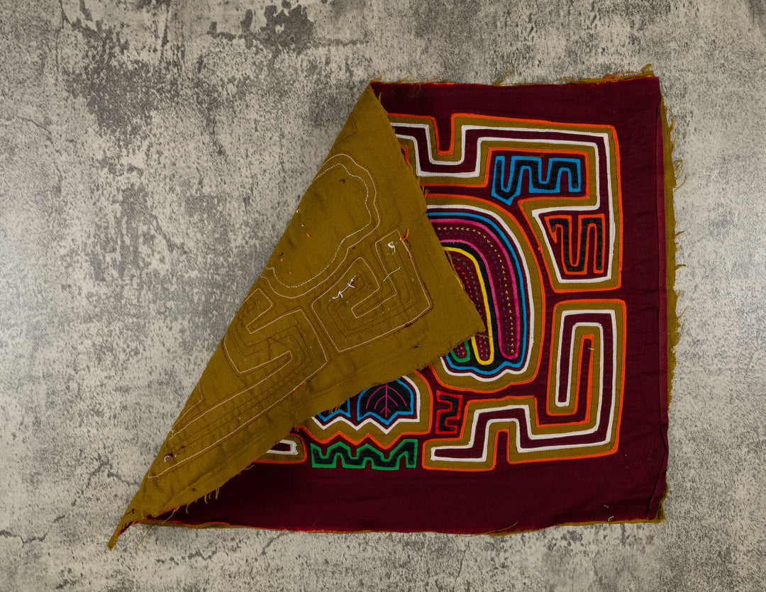 Machine-Stitched Classic Design Mola