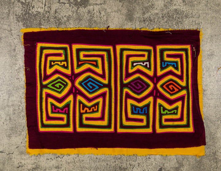 Machine-Stitched Classic Design Mola