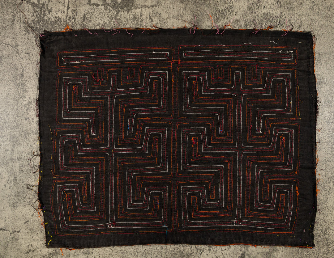 Machine-Stitched Classic Design Mola