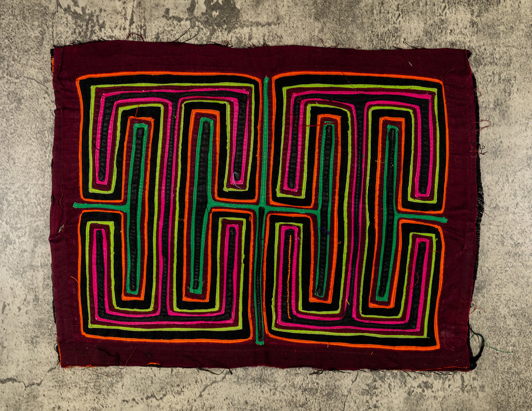Machine-Stitched Classic Design Mola