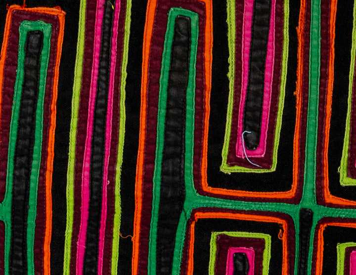 Machine-Stitched Classic Design Mola