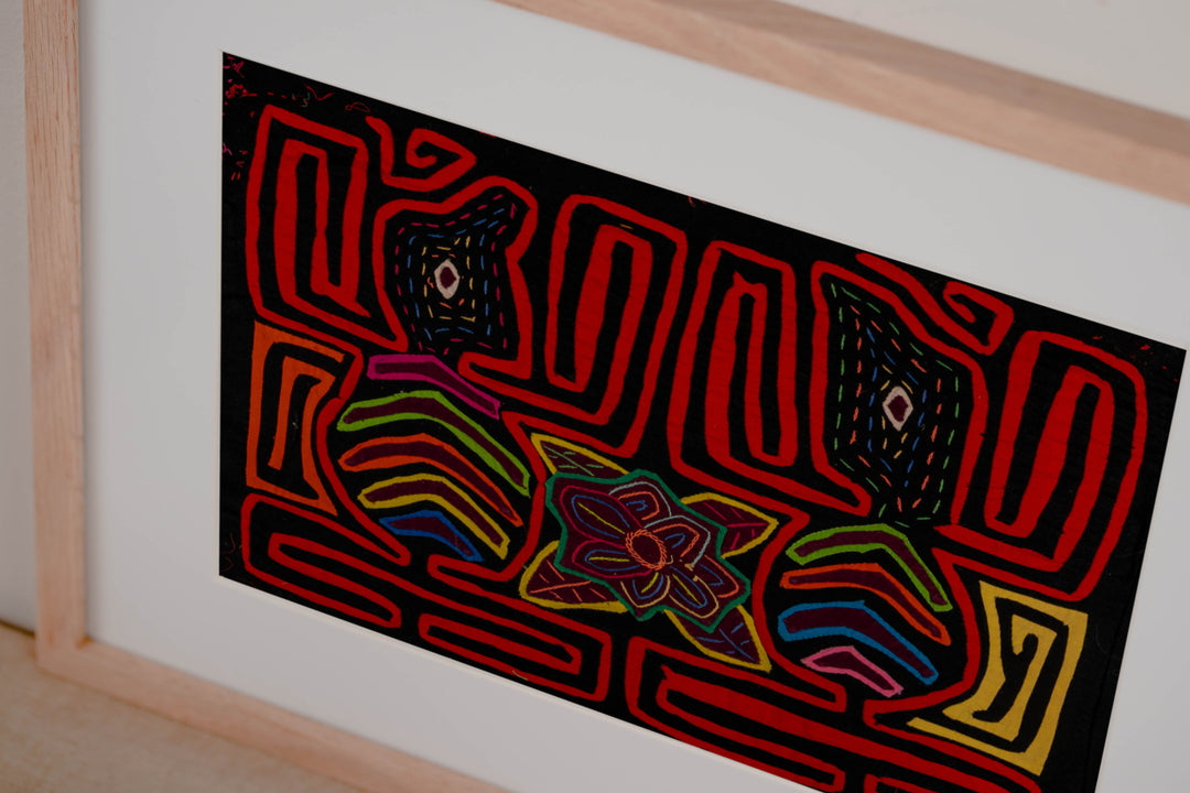 Black And Red Praise The Lord Mola