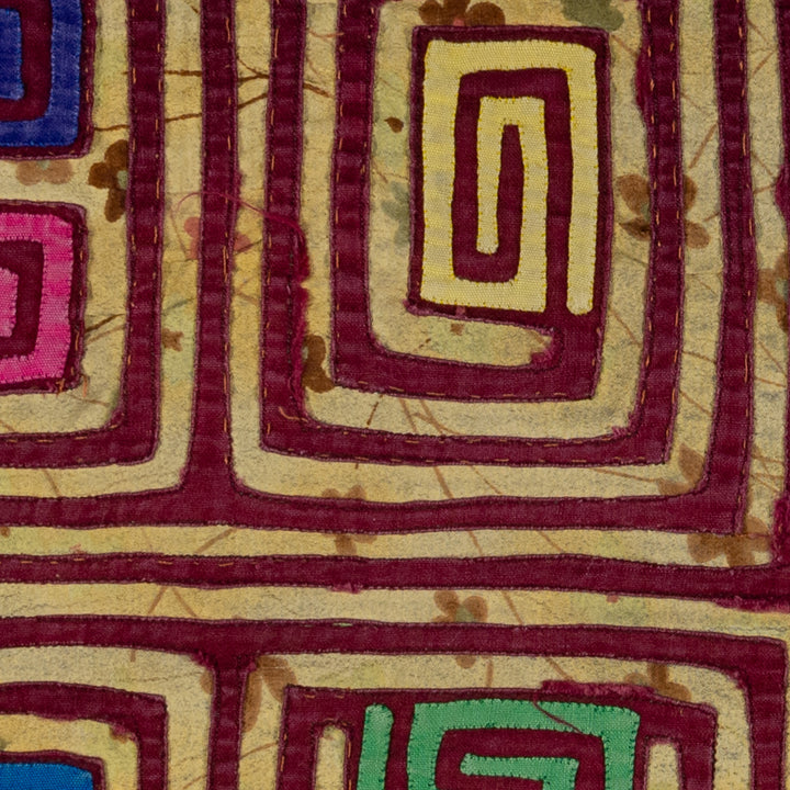 Machine-Stitched Classic Design Mola