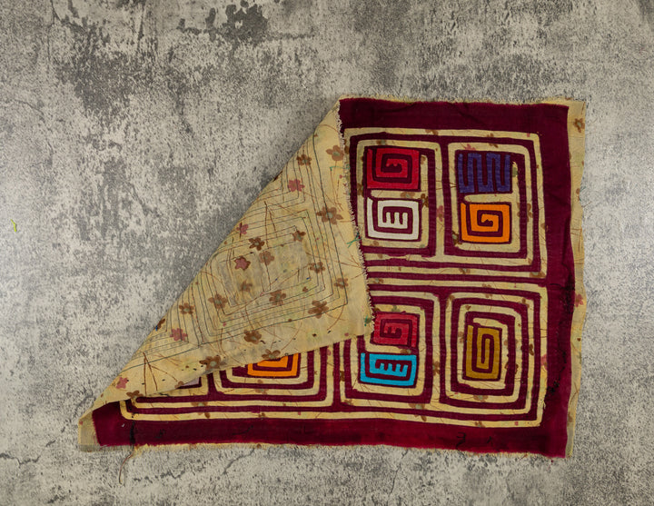 Machine-Stitched Classic Design Mola