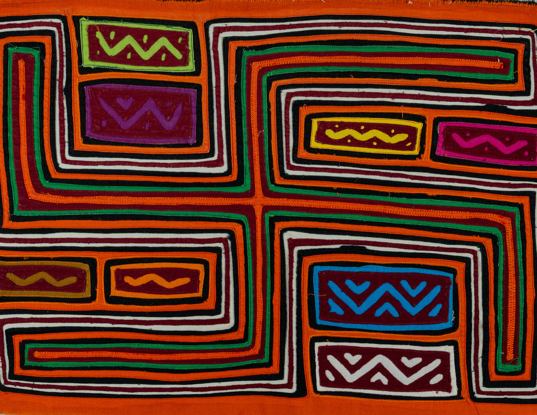 Machine-Stitched Classic Design Mola