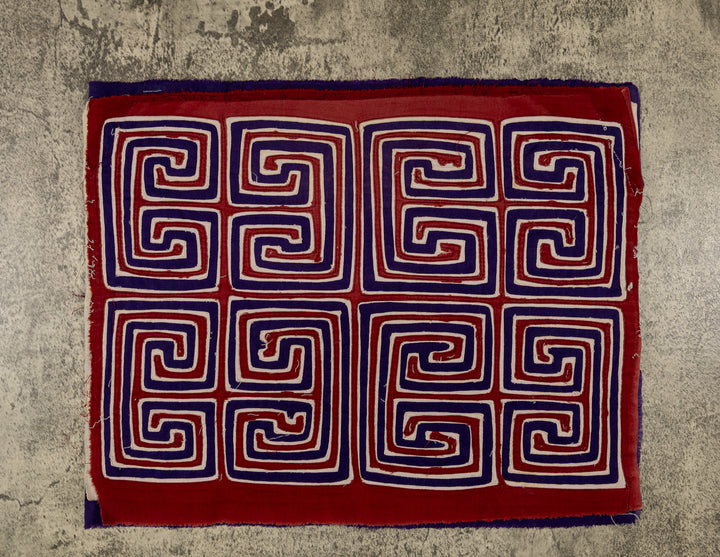 Machine-Stitched Classic Design Mola