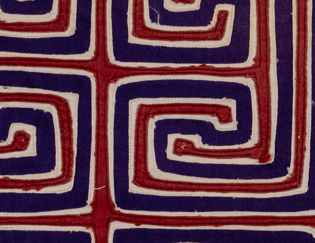 Machine-Stitched Classic Design Mola