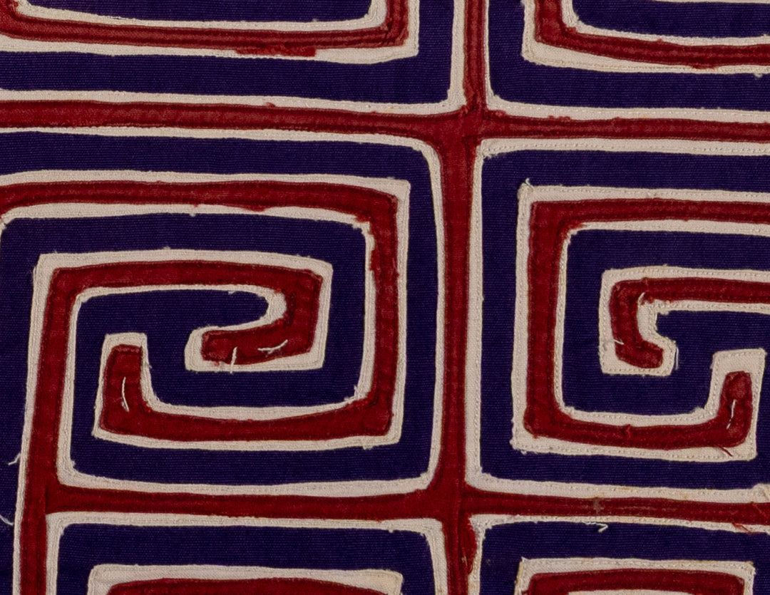 Machine-Stitched Classic Design Mola