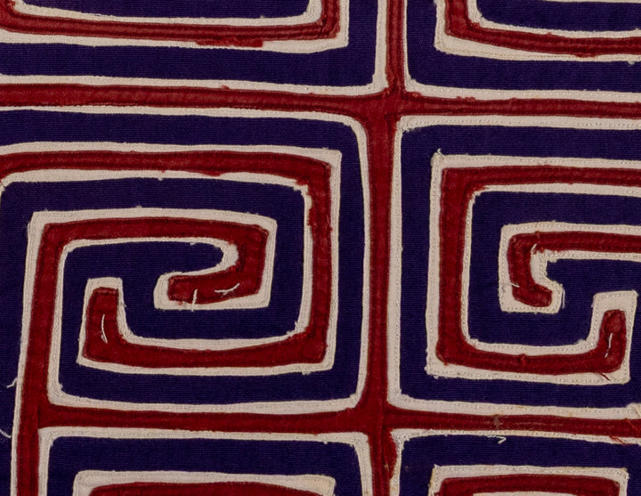 Machine-Stitched Classic Design Mola