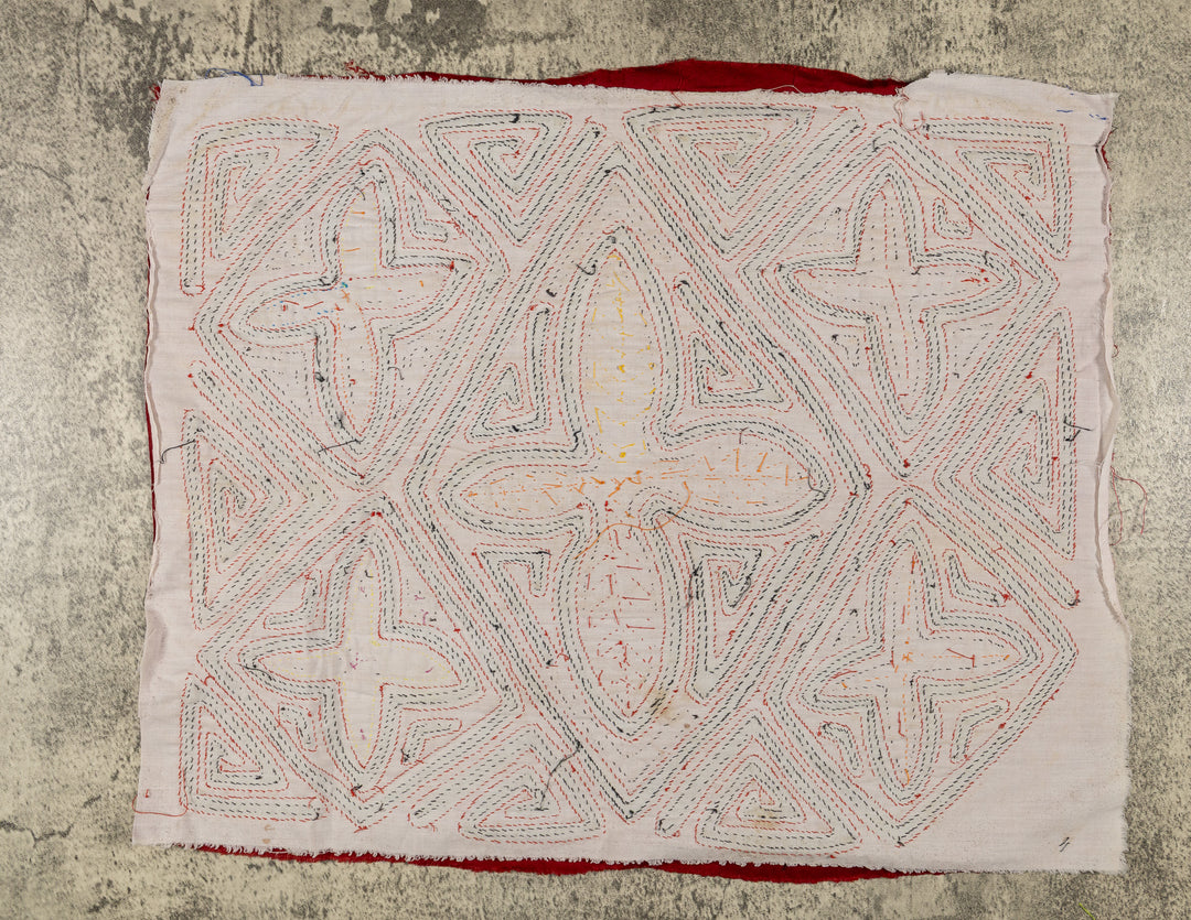 Burgundy And White Tropical Snowflakes Mola