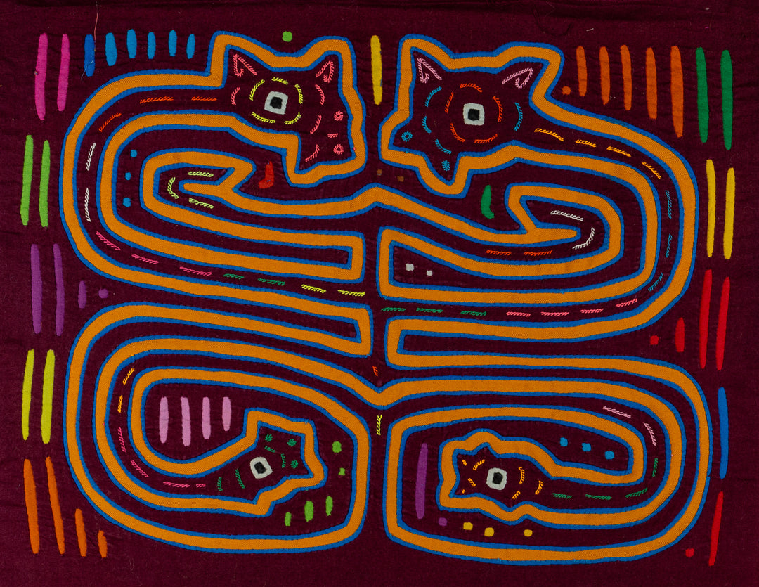 Peek-A-Boo Creepy Crawly Critters Mola