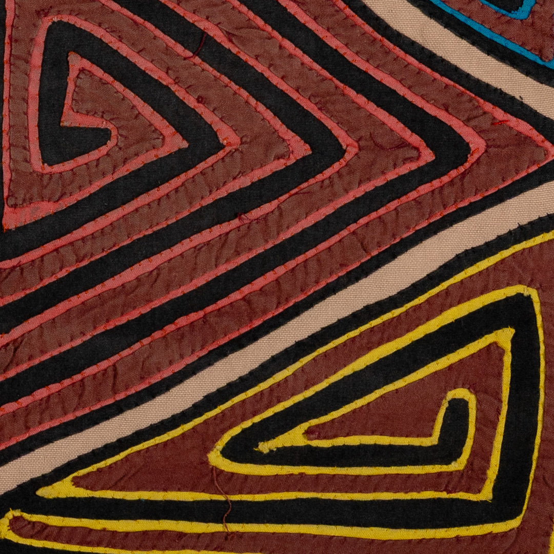 Black And Brown Classic Design Mola