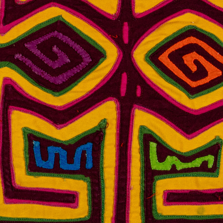 Machine-Stitched Classic Design Mola