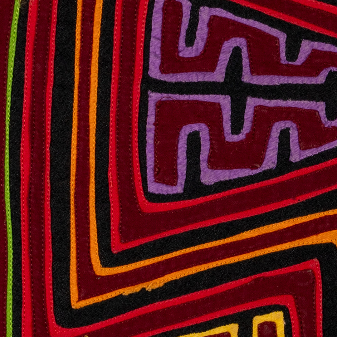Machine-Stitched Classic Design Mola