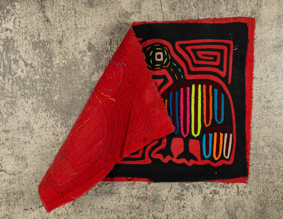 Black And Red I Am Lost Me Too Mola