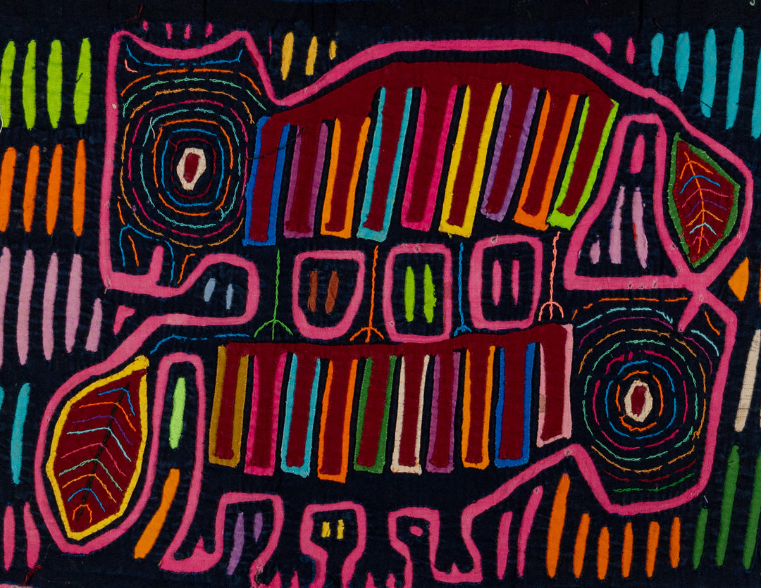 Black And Pink Jungle Taxi Cab Mola