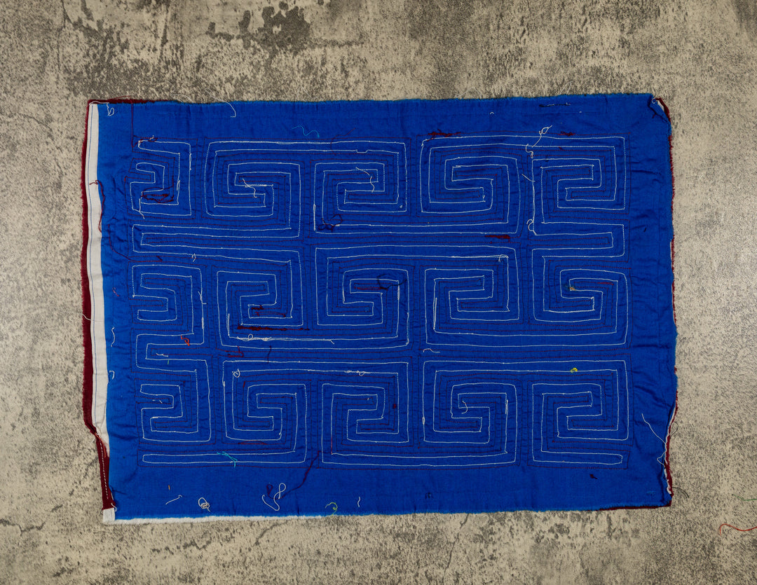 Machine-Stitched Classic Design Mola