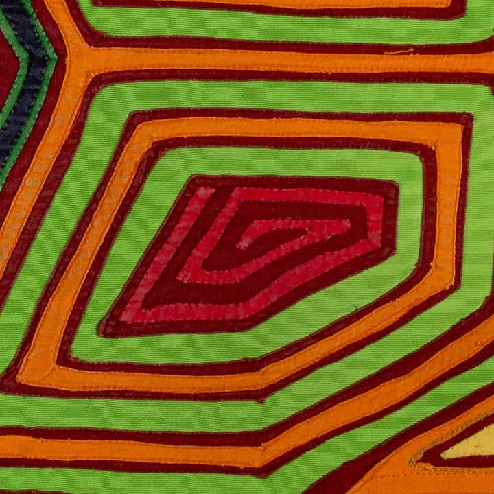 Machine-Stitched Classic Design Mola