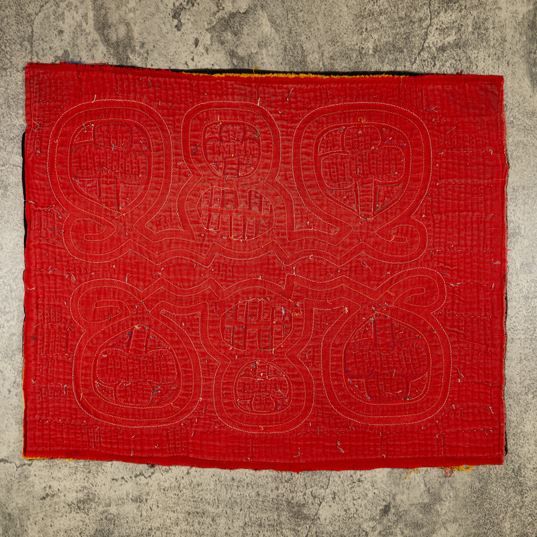 Museum Quality Large Classic Design Mola