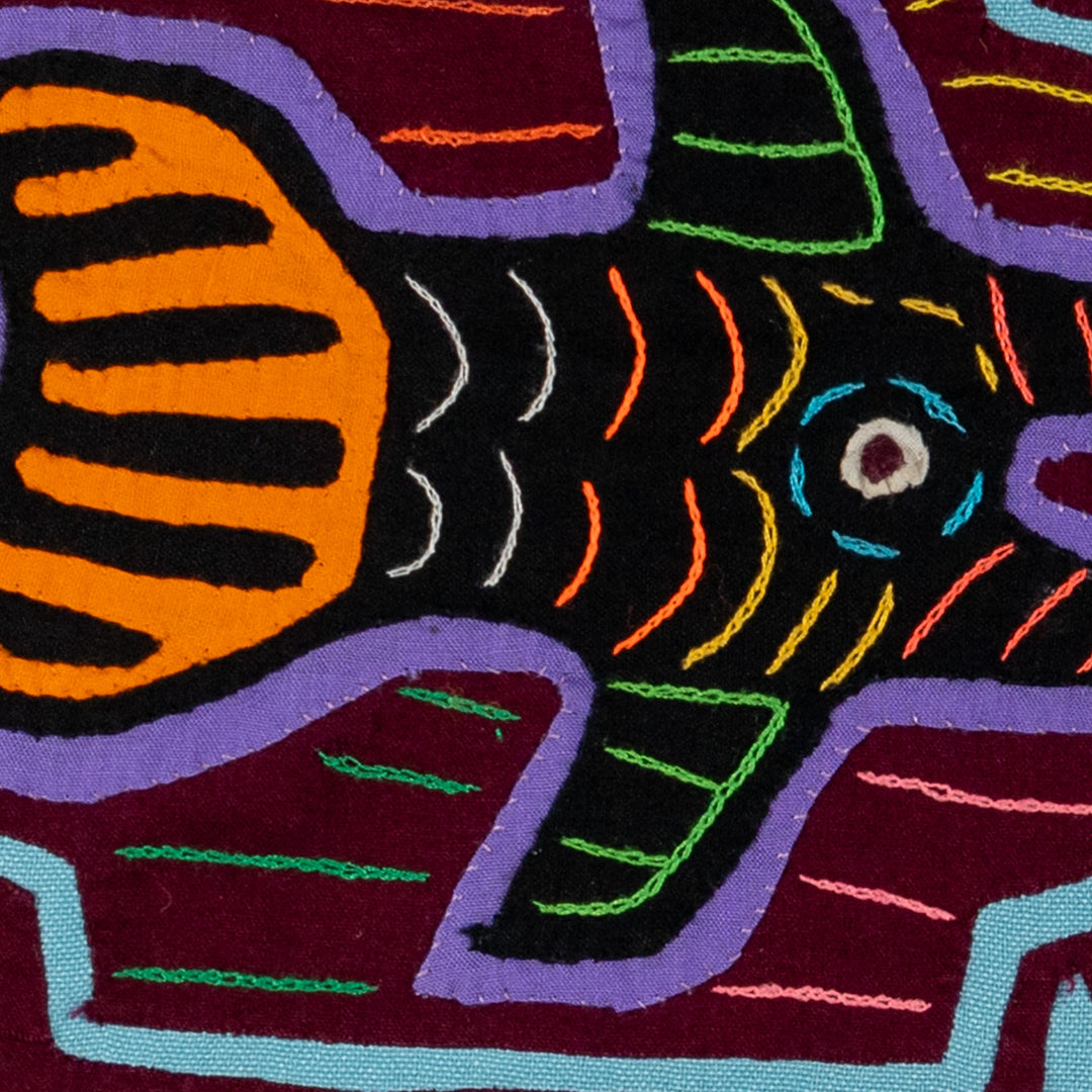 Burgundy And Turquoise Fish Aquarium Mola