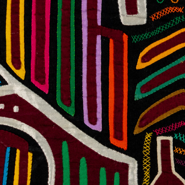 Maroon And Silver Thunderbird With Chicks Mola