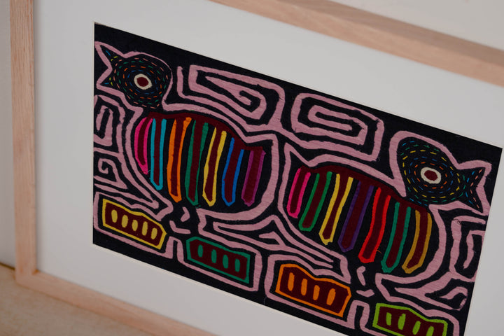 Black And Pink Wake The Town Mola