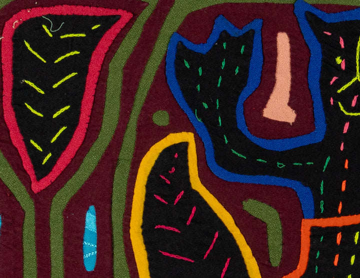 Burgundy And Green Top Cat Mola