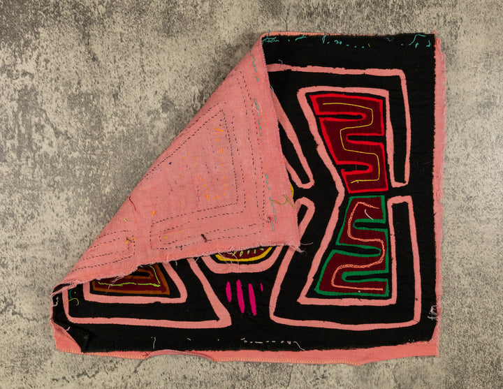 Pink And Black Classic Design Mola