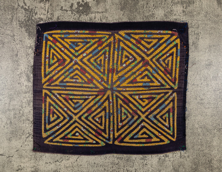 Vintage Black And Gold Classic Design Mola