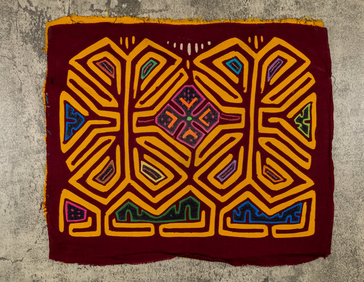 Machine-Stitched Classic Design Mola