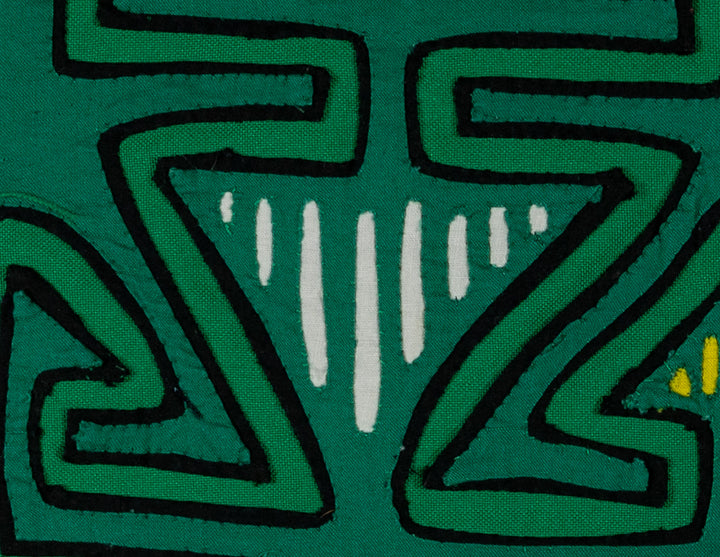 Green Green Classic Design Mola