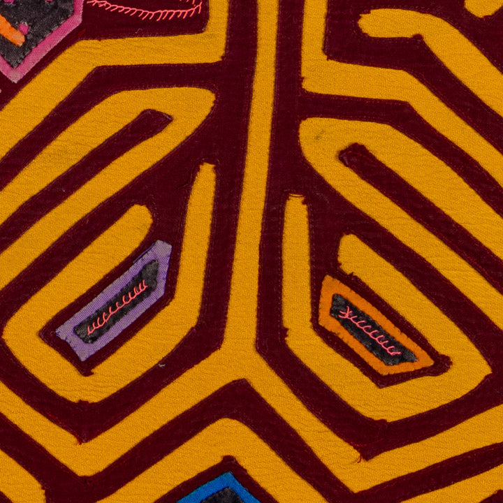 Machine-Stitched Classic Design Mola