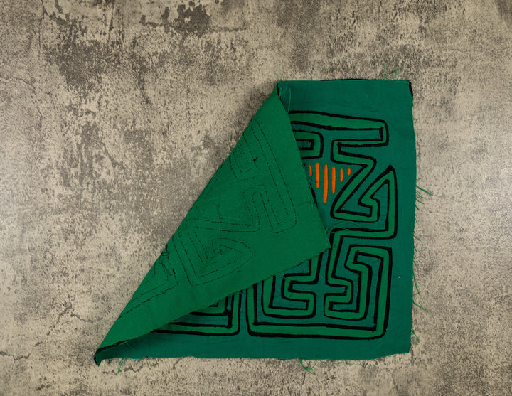 Green Green Classic Design Mola