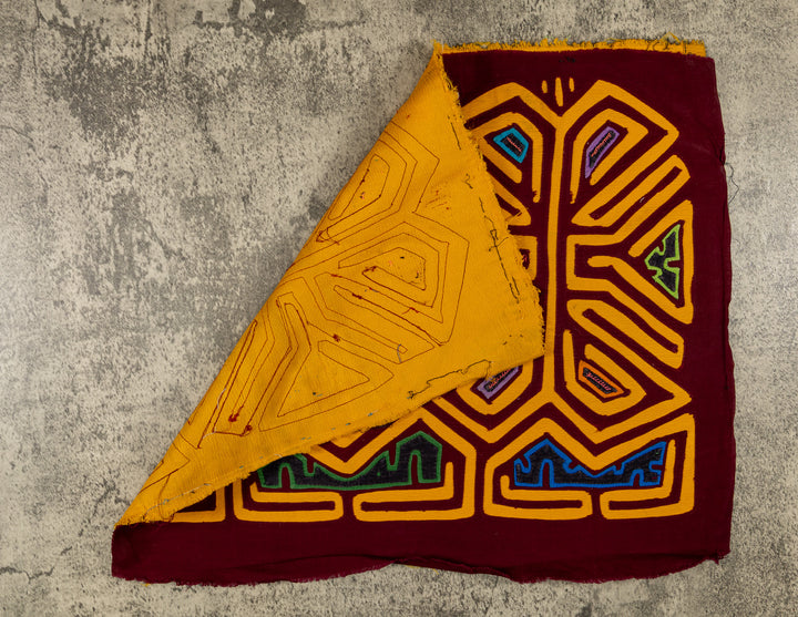 Machine-Stitched Classic Design Mola