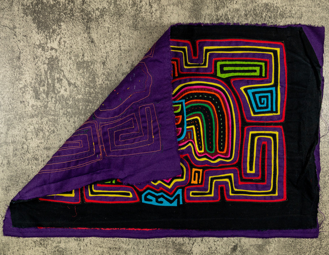 Vintage Machine-Stitched Classic Design Mola