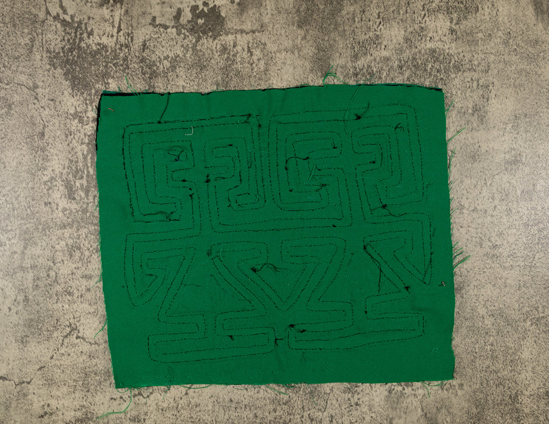 Green Green Classic Design Mola