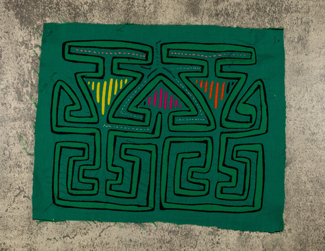 Green Green Classic Design Mola