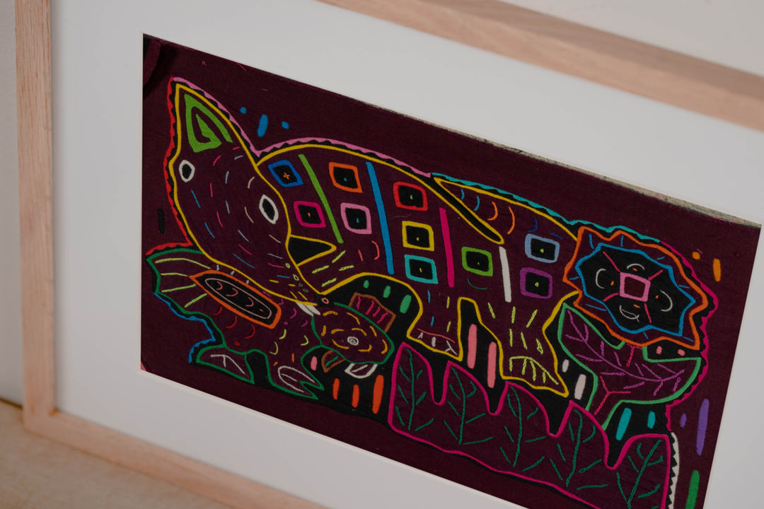 Maroon And Pink Twisted Neck Goose Bird Mola