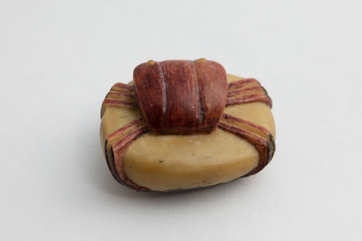 Vintage Wounaan Indian Crab Tagua Carving