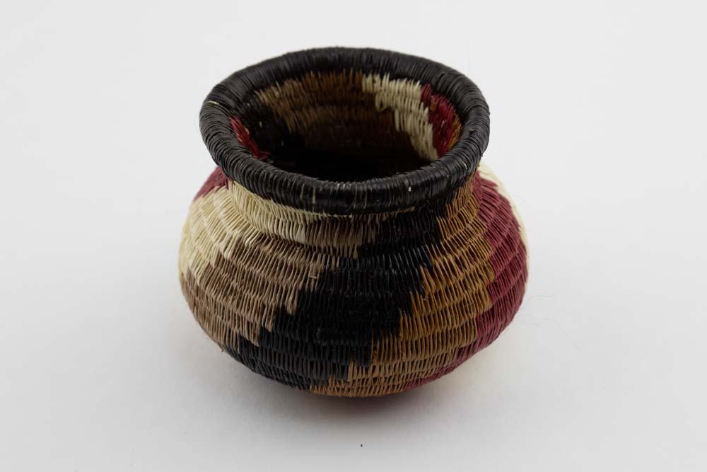 Wounaan Indian Hand Woven Spiral Design Basket Panama