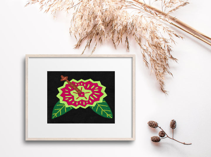 Green And Pink Flower Molita